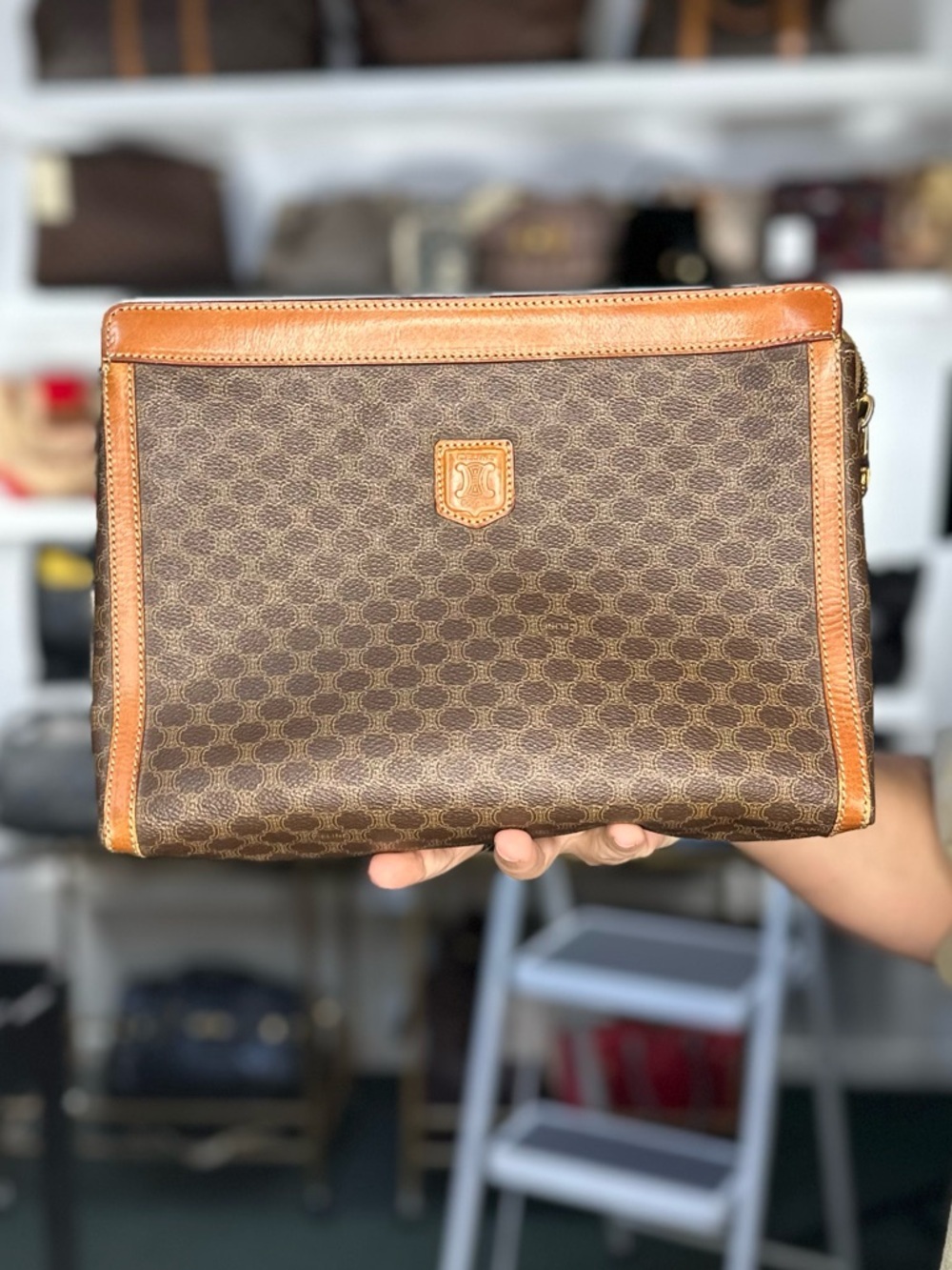 CELINE POUCH